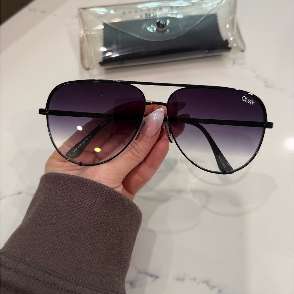 Quay Australia Black Gradient Aviator Sunglasses